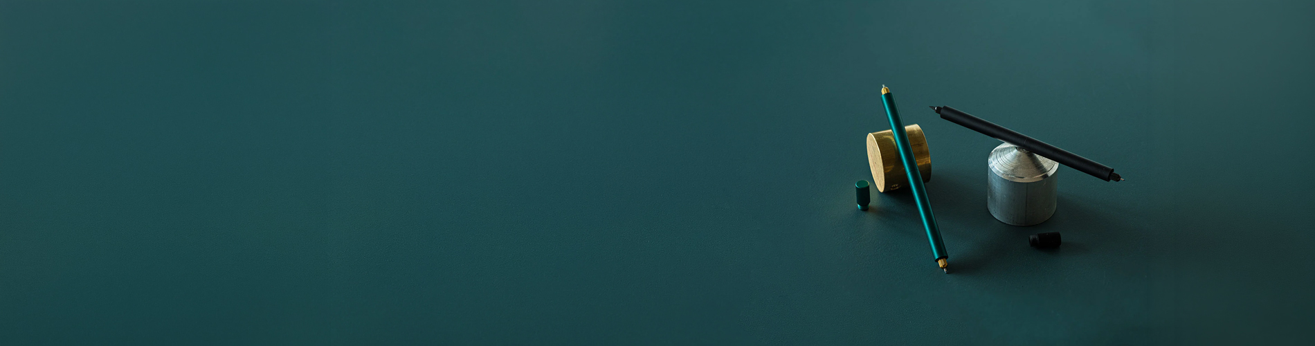 WEB TomsStudio Lumos Pro Duo Ivy Black